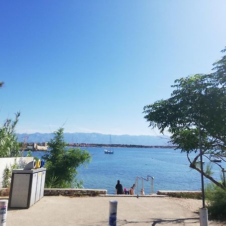 Apartmani Vukadin Vir Exterior foto
