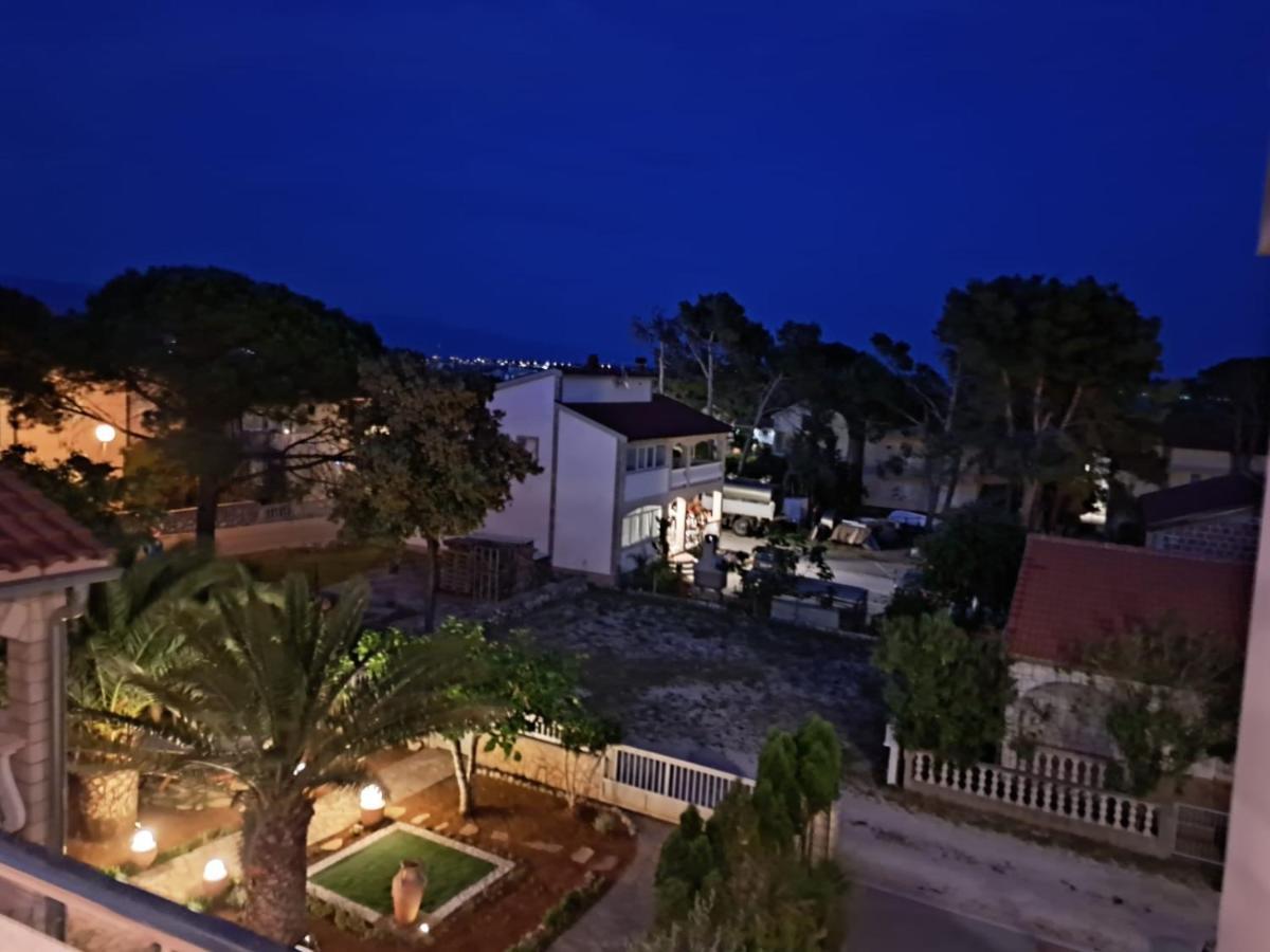 Apartmani Vukadin Vir Exterior foto